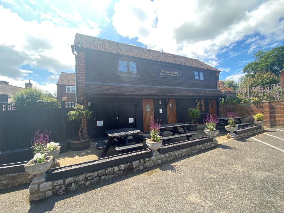 The King And Queen West Malling Ngoại thất bức ảnh